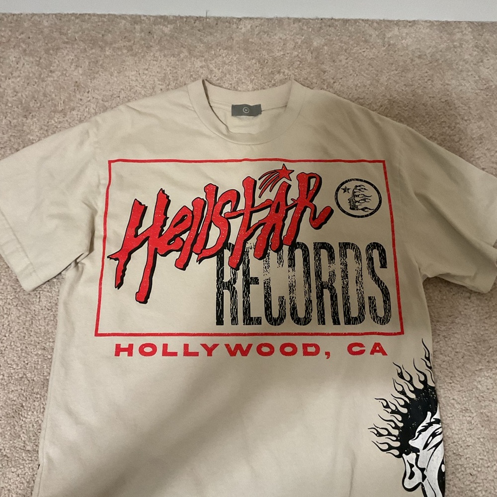 HellStar Records Beige Graphic Tee shirt